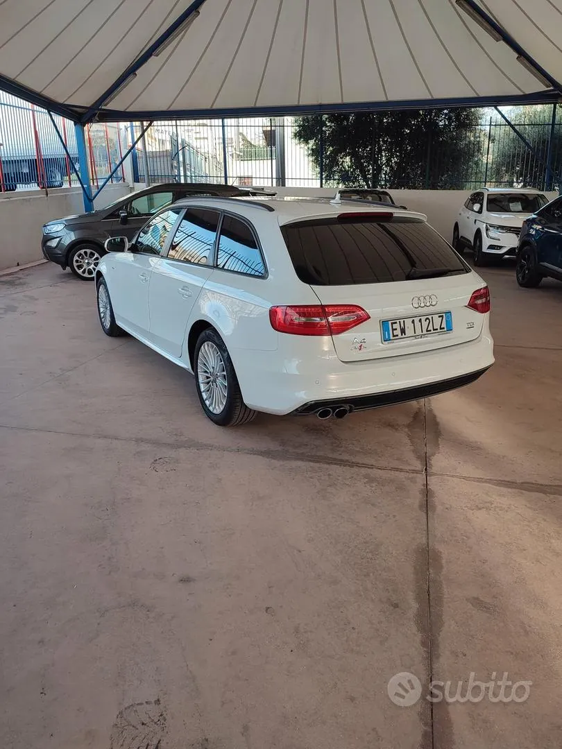 Audi A4 Avant 2014 photo 4