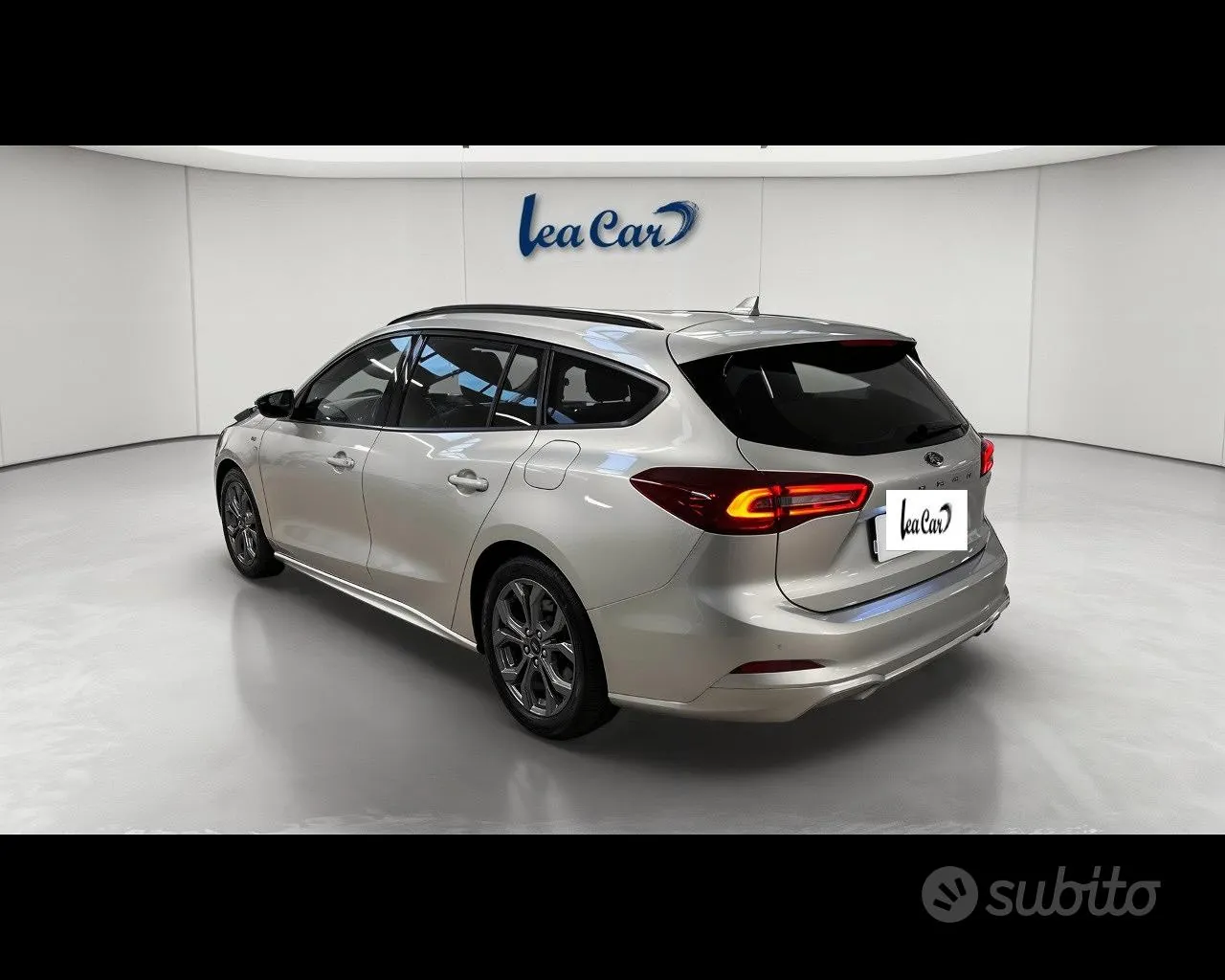 Ford Focus 2023 photo 3