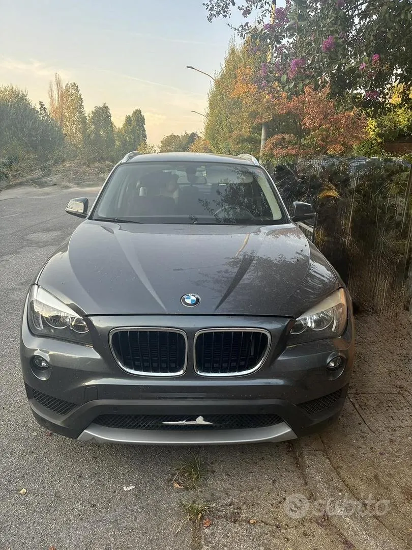 BMW X1 2012 photo 2