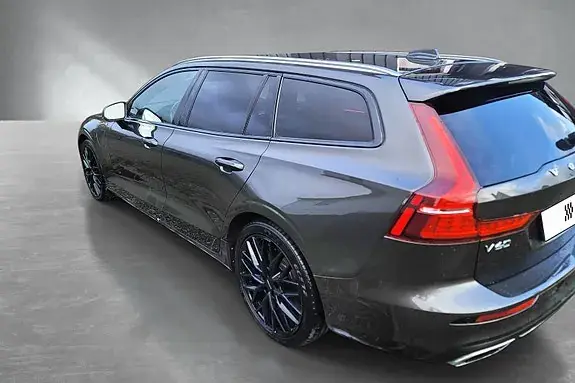 Volvo V60 2021 photo 4