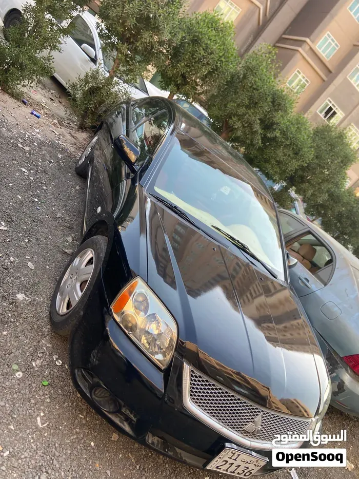 Mitsubishi Galant 2012 photo 4