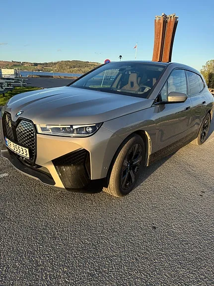 BMW Ix 2023 photo 4