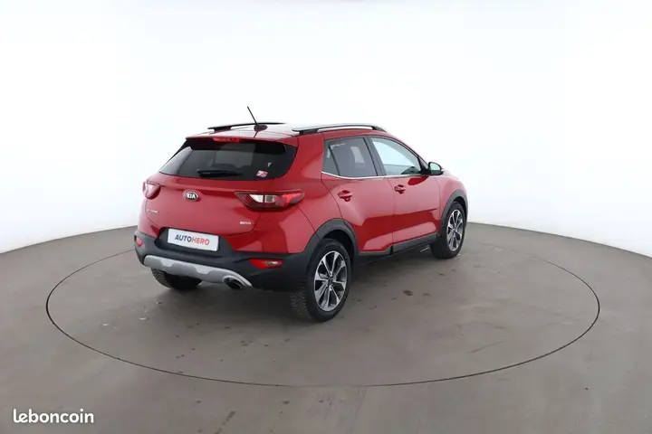 Kia Stonic 2017 photo 3