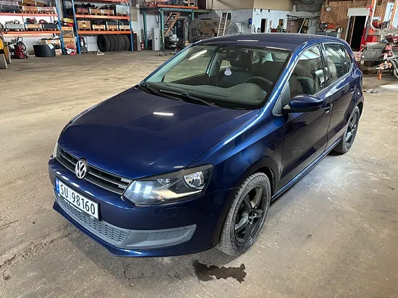 Volkswagen Polo 2011 photo 2