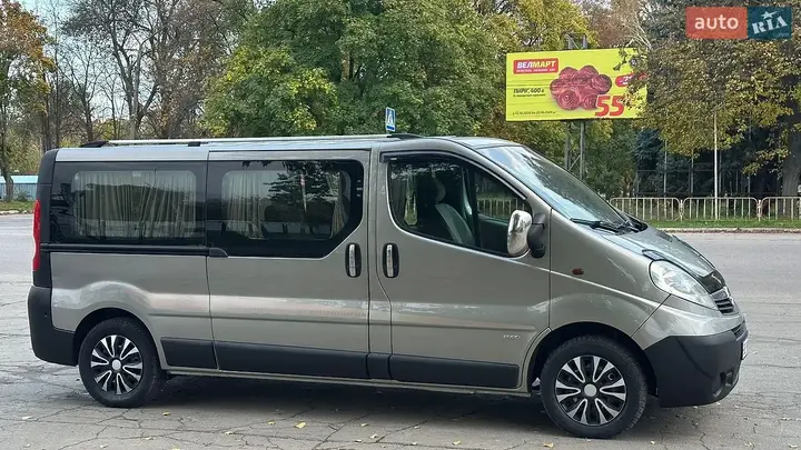Opel Vivaro 2008 photo 5