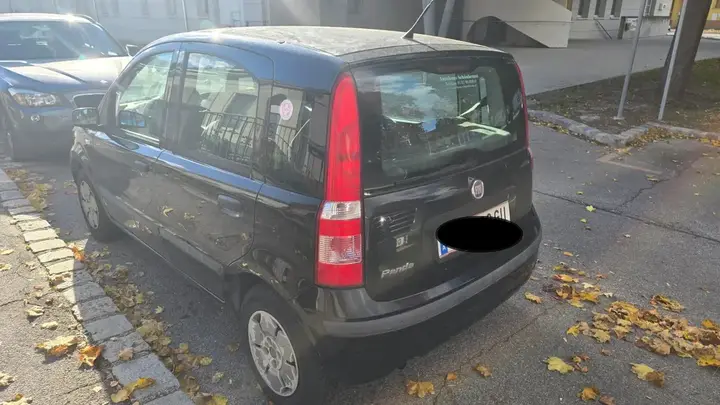 Fiat Panda 2010 photo 2