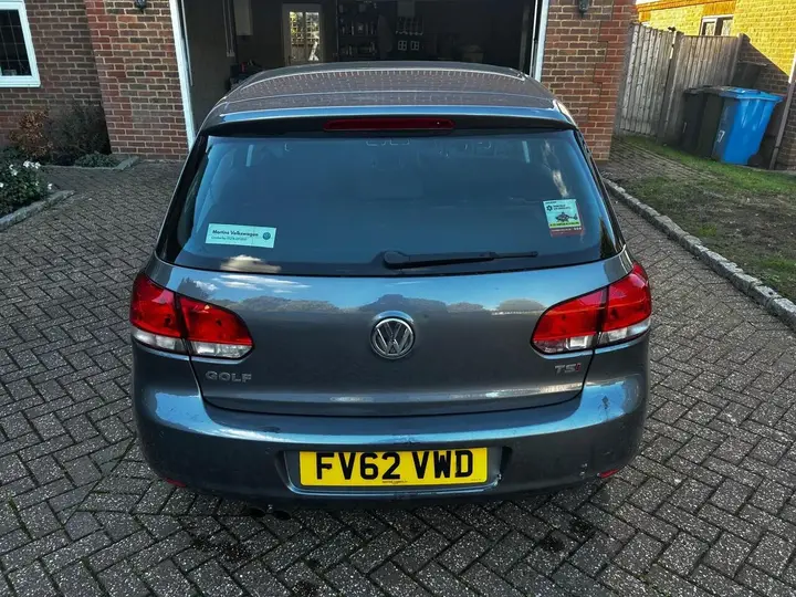 Volkswagen Golf 2012 photo 5