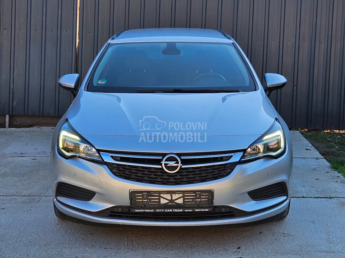 Opel Astra 2018 photo 2