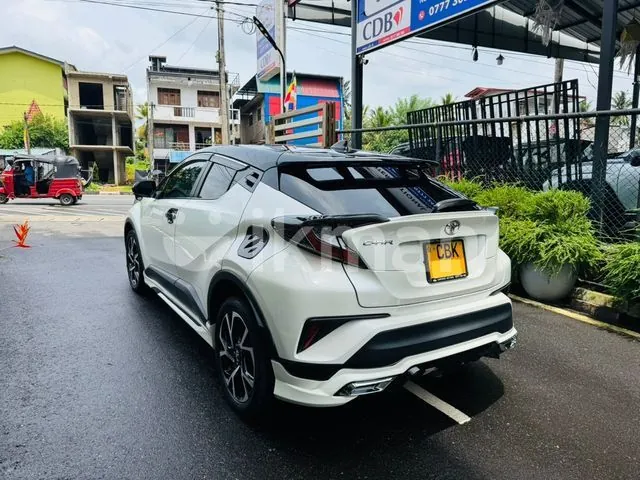 Toyota Chr 2018 photo 4
