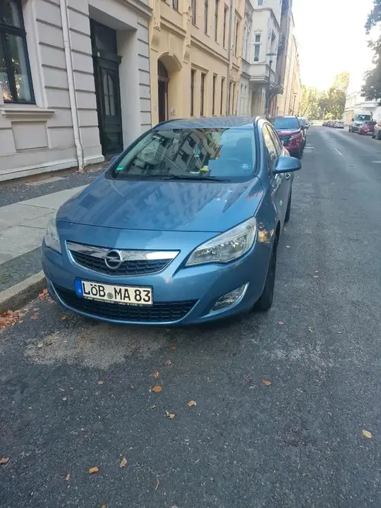 Opel Astra J