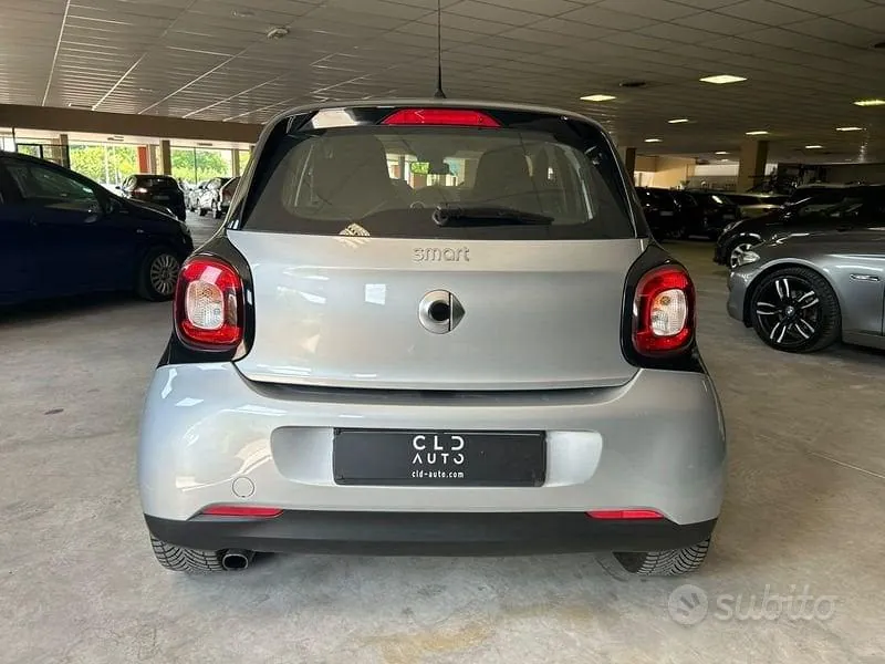 Smart Forfour 2015 photo 5