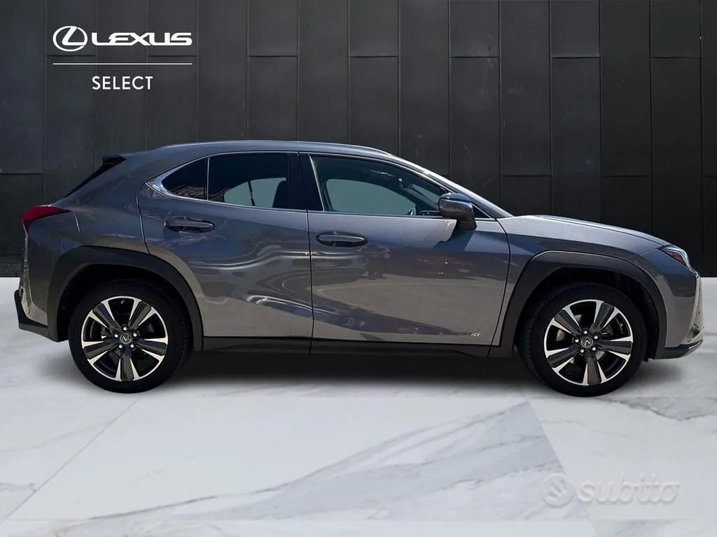 Lexus Ux 2021 photo 4