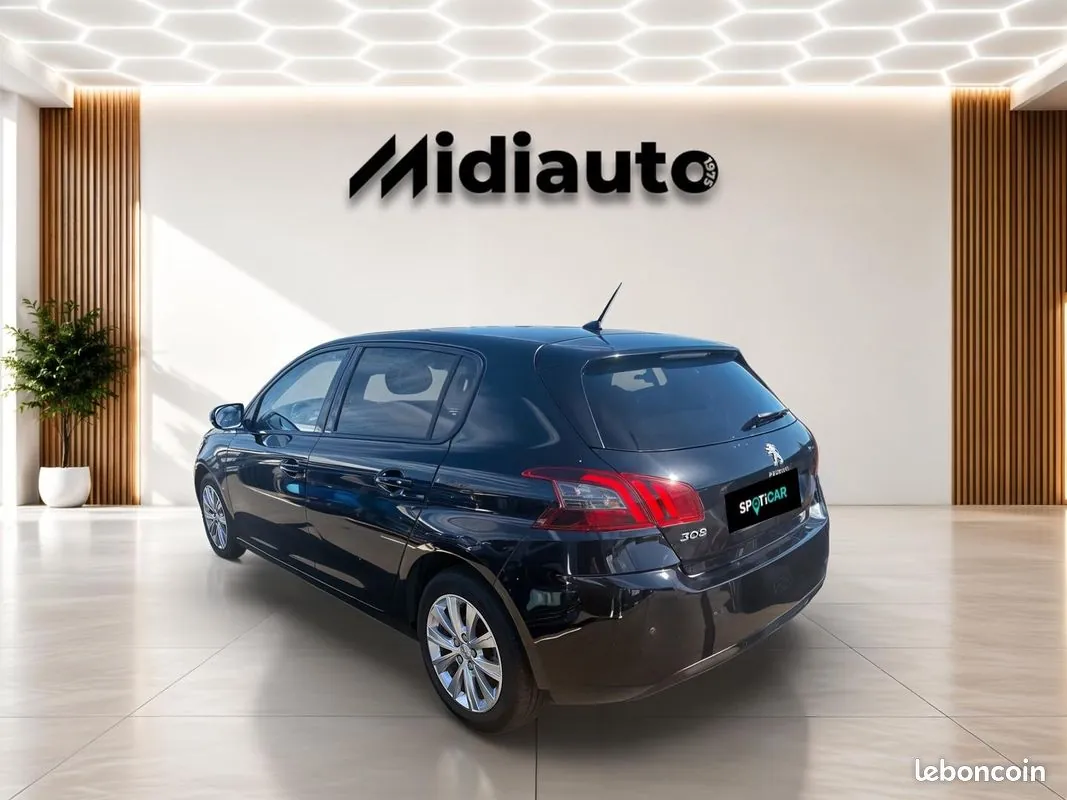 Peugeot 308 2020 photo 3