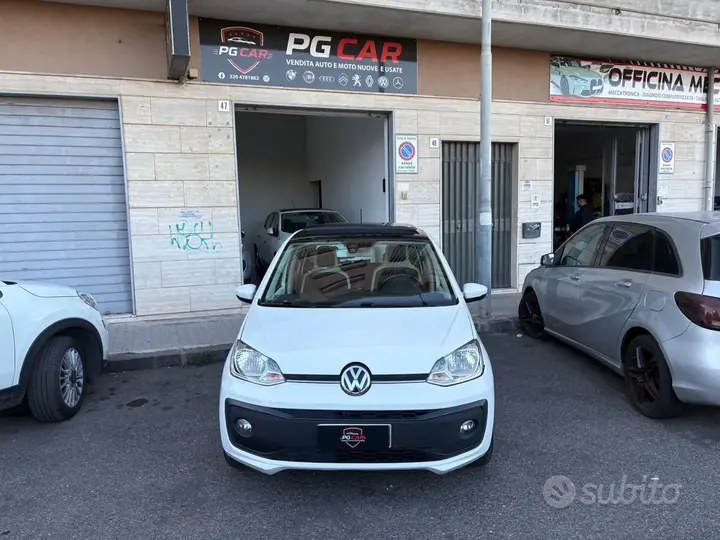 Volkswagen Up 2019 photo 2
