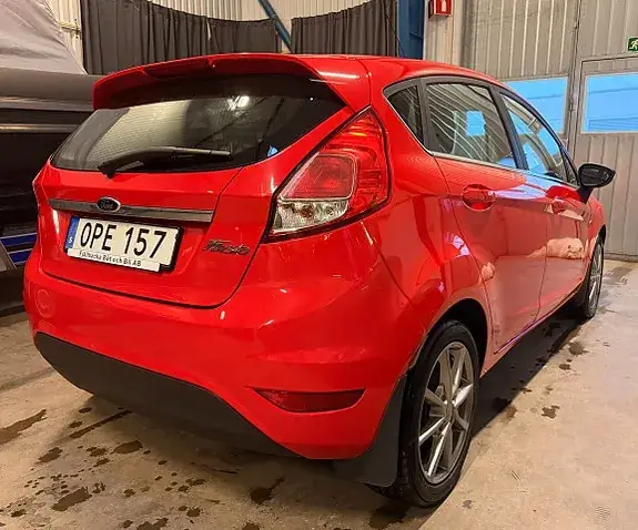 Ford Fiesta 2014 photo 4