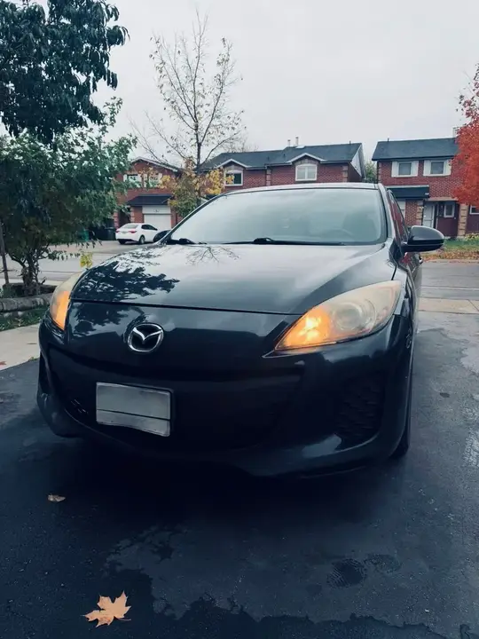 Mazda Mazda3 2012 photo 2