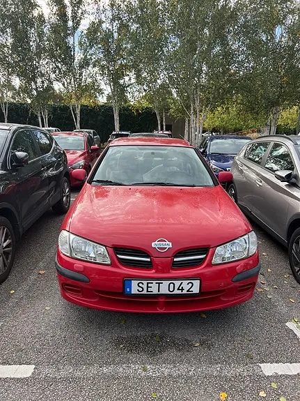 Nissan Almera