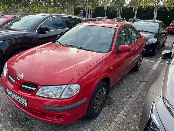 Nissan Almera