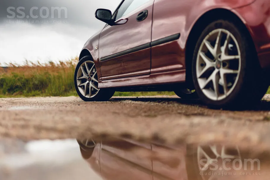 Saab 9-3 2006 photo 2