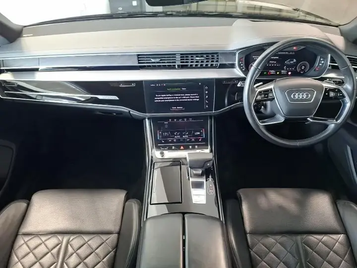 Audi A8 2019 photo 3