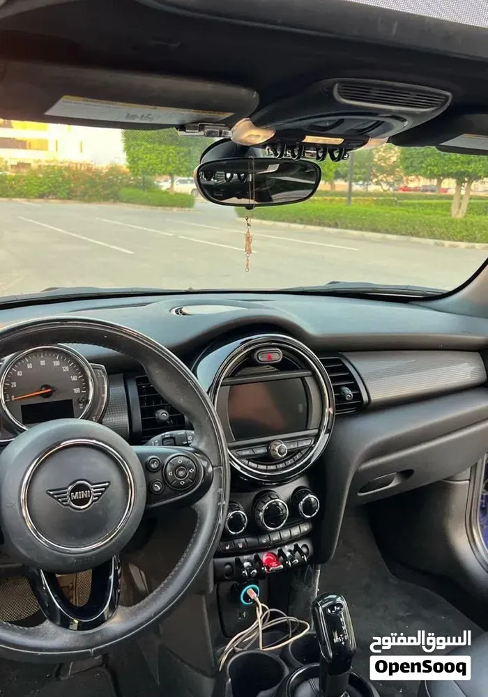 Mini Cooper 2020 photo 2