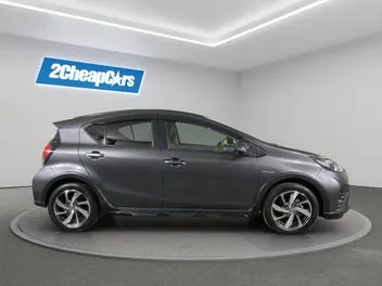 Toyota Aqua 2017 photo 5