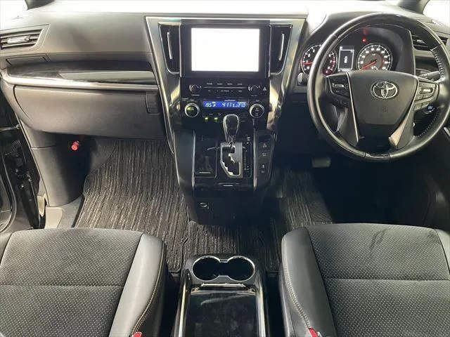Toyota Alphard 2021 photo 3