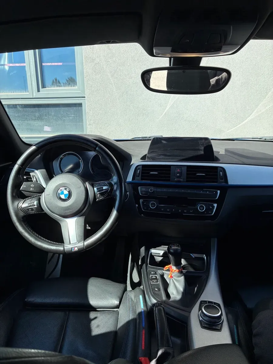 BMW 1 Series 2018 photo 3