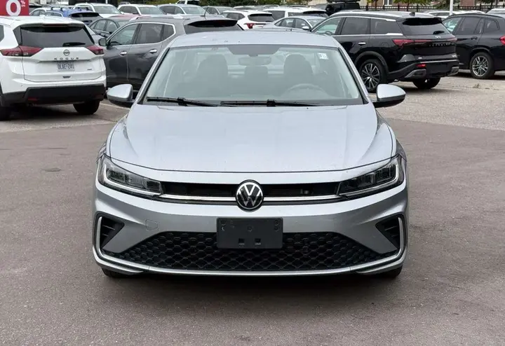 Volkswagen Jetta 2025 photo 3