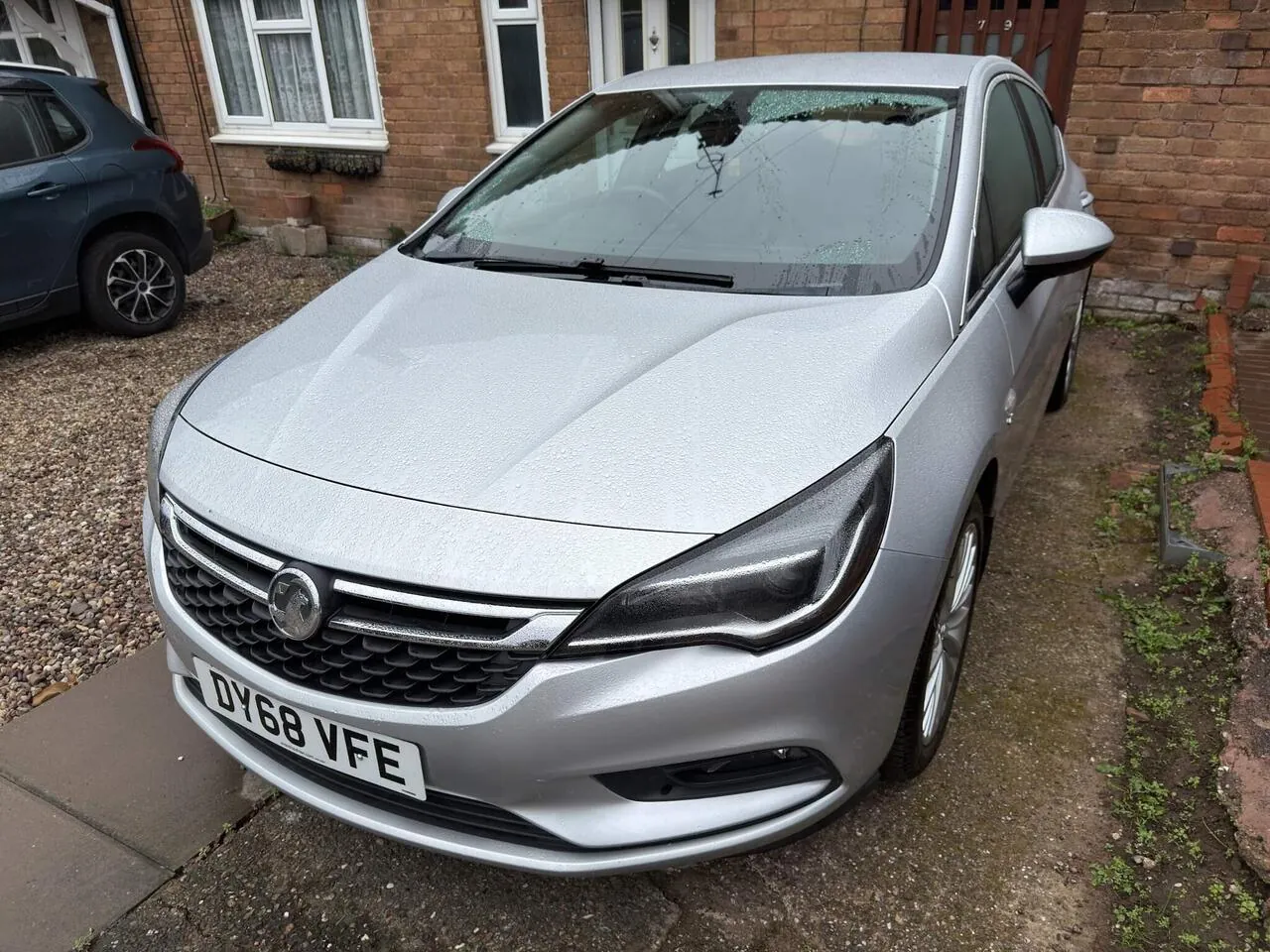 Vauxhall Astra 2019 photo 2