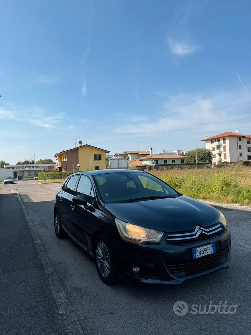 Citroen C4 2011 photo 4