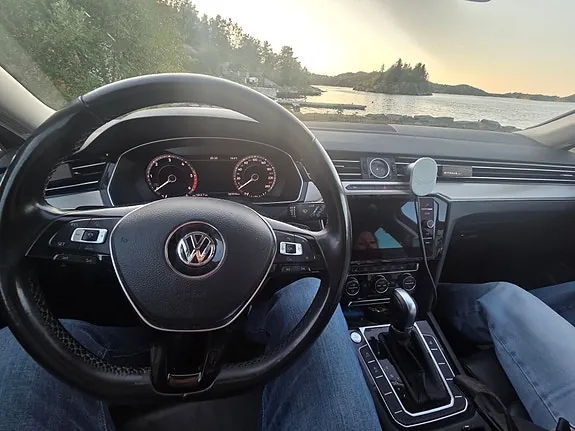Volkswagen Passat 2018 photo 5