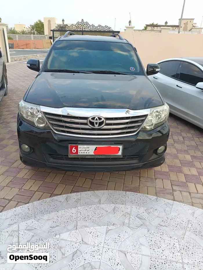 Toyota Fortuner 2012 photo 3