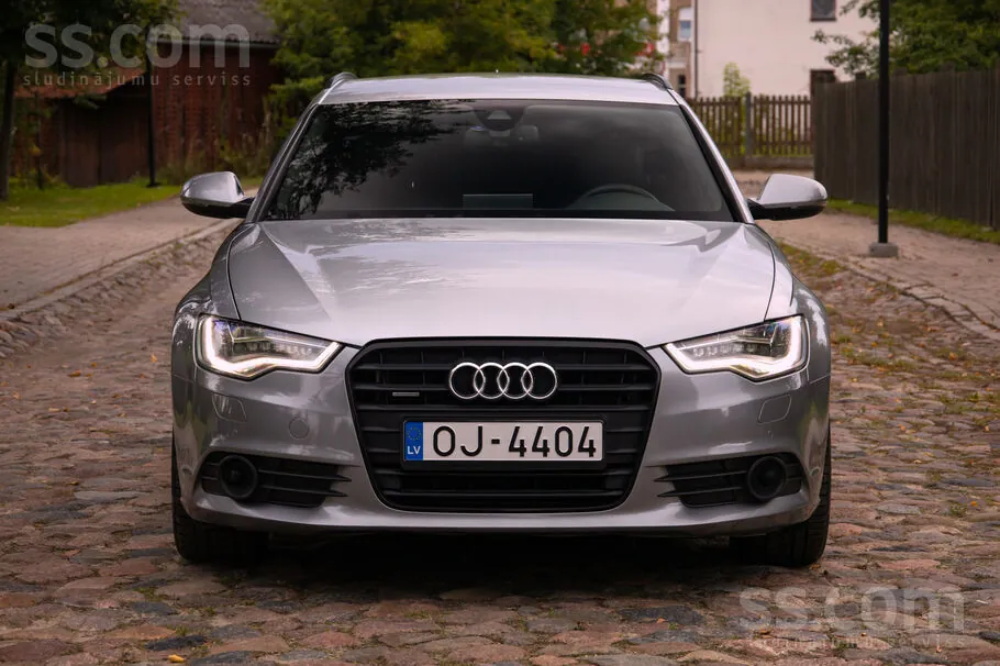 Audi A6 Avant 2012 photo 2