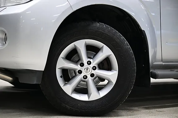 Nissan Navara 2012 photo 5