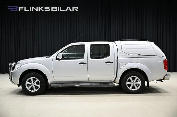 Nissan Navara 2012 photo 2
