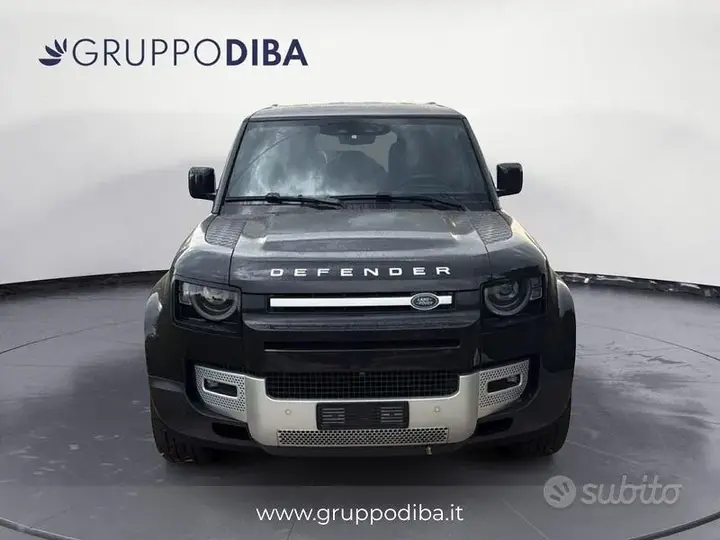 Land Rover Defender 2022 photo 2