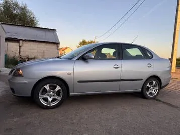 Seat Cordoba