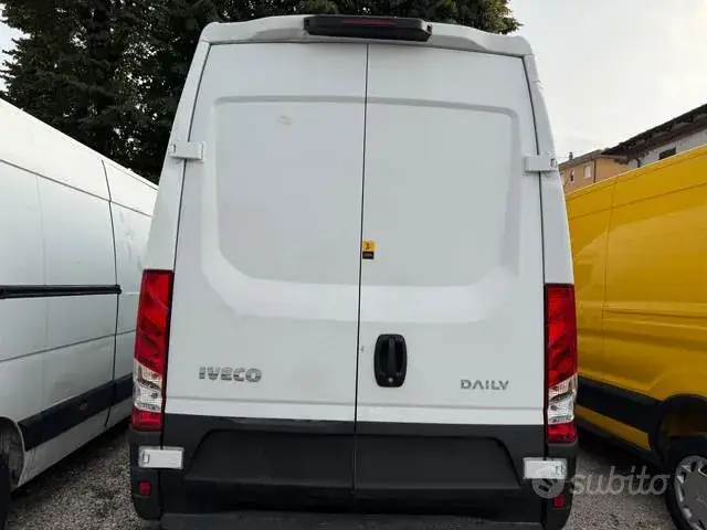Iveco Daily 2020 photo 5