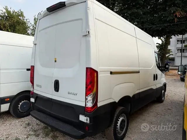 Iveco Daily 2020 photo 4
