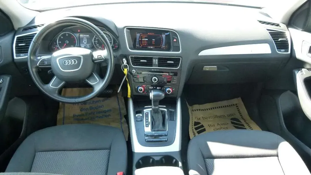 Audi Q5 2015 photo 2