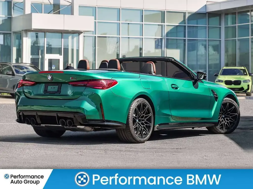 BMW M4 2026 photo 2