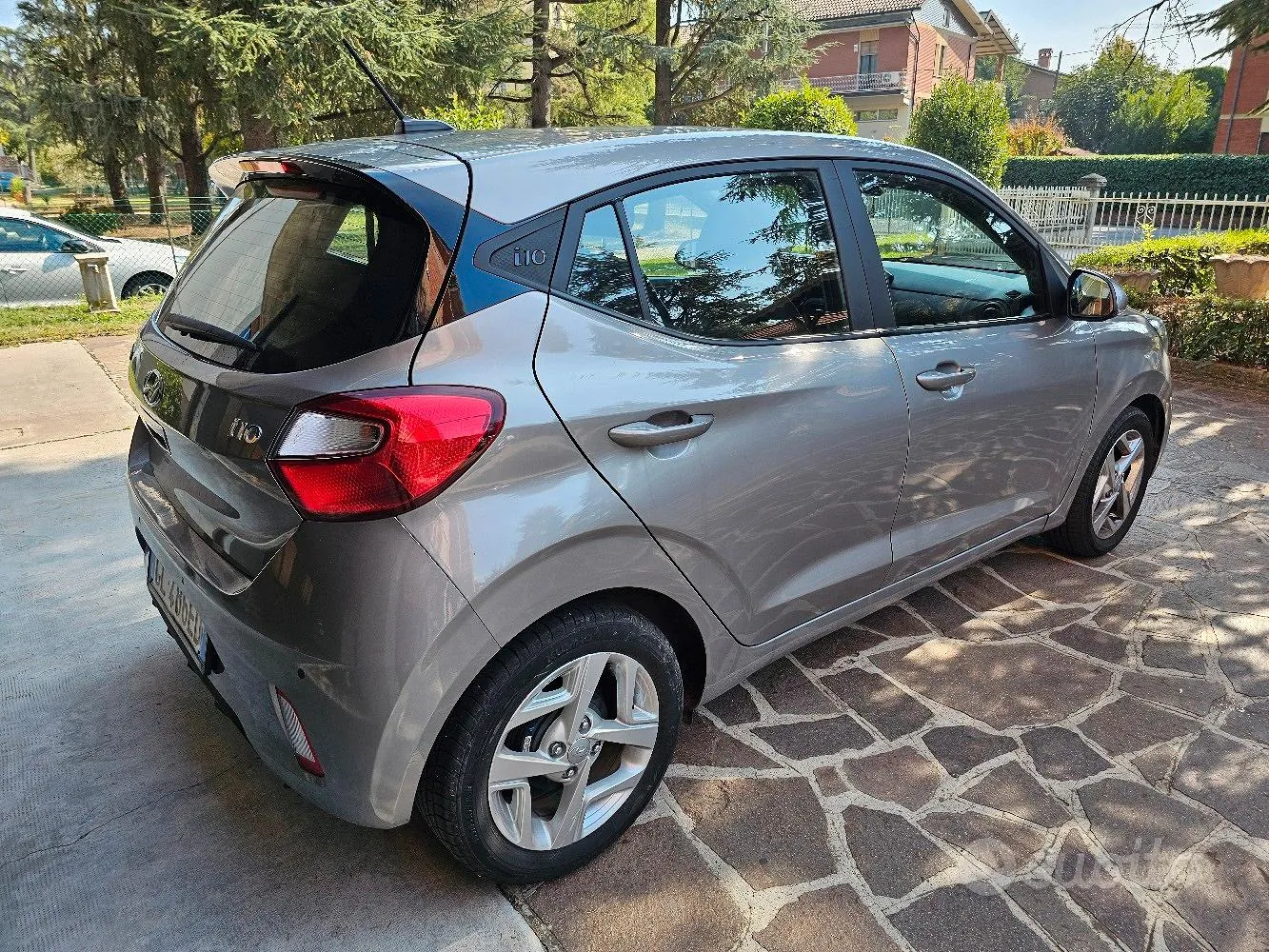Hyundai I10 2022 photo 2