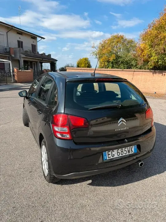 Citroen C3 2011 photo 3