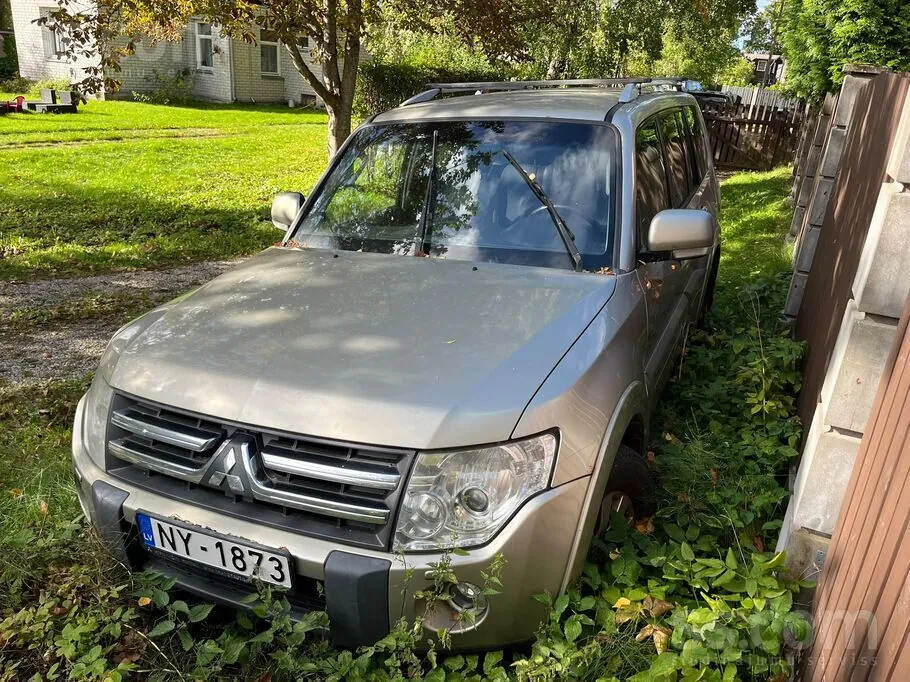 Mitsubishi Pajero 2006 photo 3