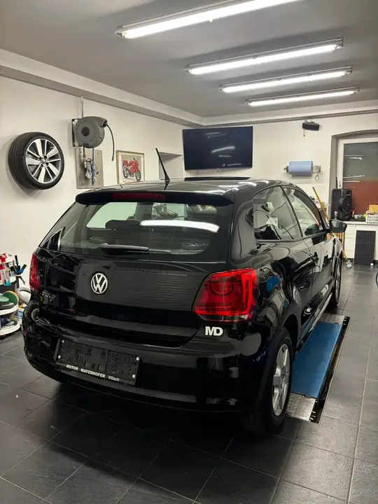 Volkswagen Polo 2010 photo 3