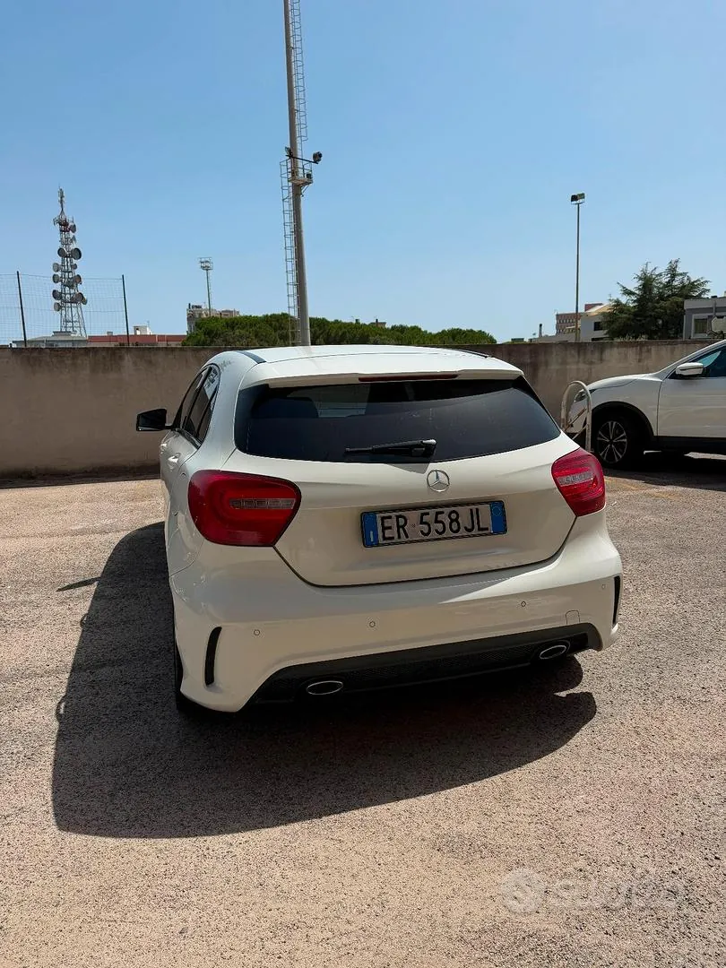 Mercedes-Benz A200 2013 photo 3