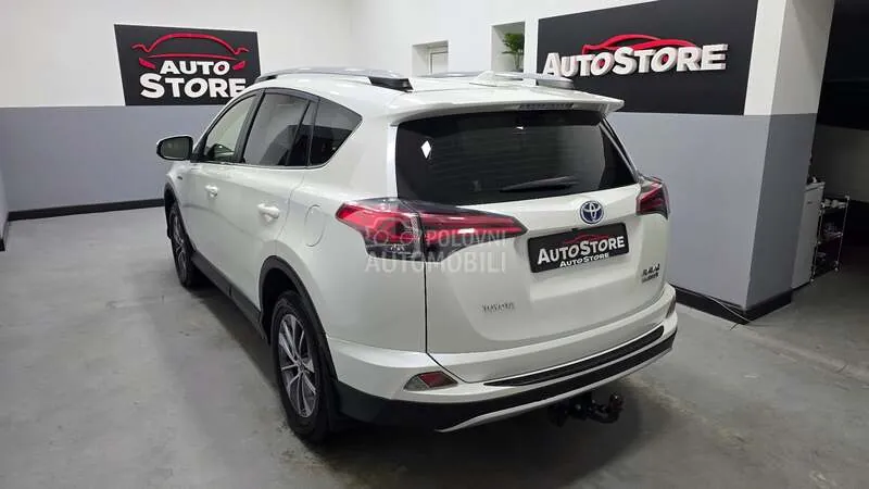 Toyota Rav4 2017 photo 3
