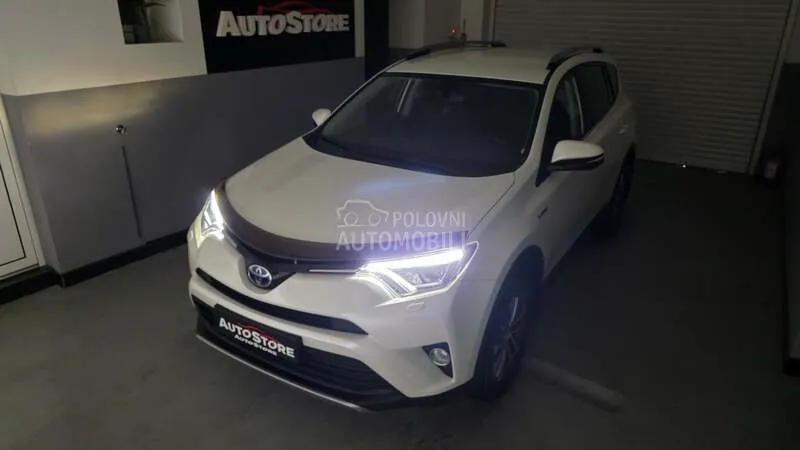 Toyota Rav4 2017 photo 5