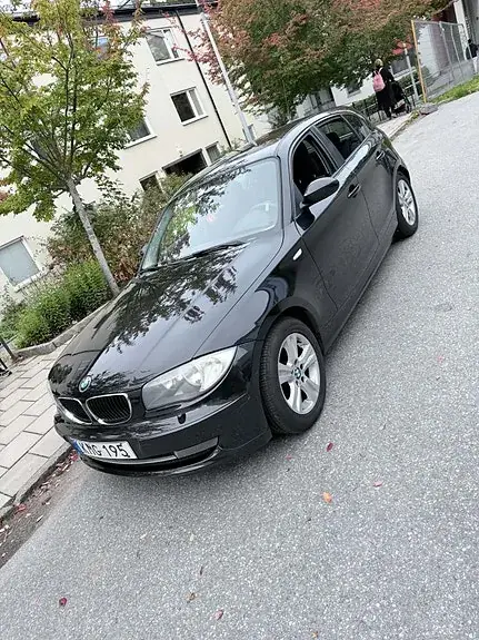 BMW 118D 2009 photo 4